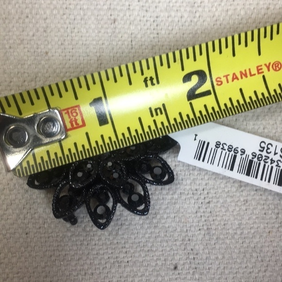 St John Black Flower Brooch Pin with Pouch - Picture 7 of 8